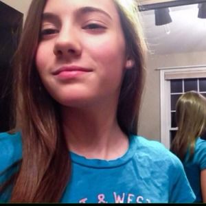 Meet your Posher, Abby